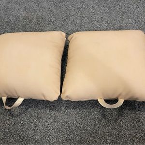 Gathre floor cushions - set of 2